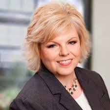 Michelle Fifield's Instagram, Twitter & Facebook