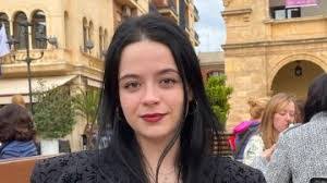 Estela Collado's Instagram, Twitter & Facebook