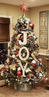 78 Fresh Farmhouse Christmas Decor Ideas To Get Unique Look Page 14 Christmas Tree Decorations Diy Christmas Tree Crafts Diy Christmas Tree