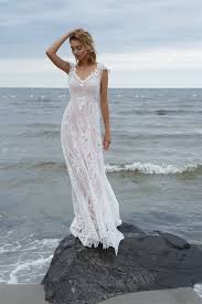 Sadoni 2018 spring bridal collection. Nordic Simplicity Sadoni Brautmode Aus Norwegen Hochzeit Um 3