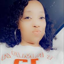 Detra Scott's Instagram, Twitter & Facebook