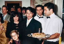 Em 1986 casou com maria arlene ferreira pólvora, com quem teve o seu único filho, guilherme, atualmente com 28 anos. Filho De Jose Castelo Branco Esta Uma Brasa Veja Como Ele Esta Maria Pt