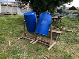 Commercial tumblers go together easily and require just a screwdriver and pliers to assemble. Built Some Diy Compost Tumblers As I M Lazy And Don T Want To Turn Compost By Hand With A Fork Spade Homestead