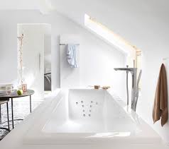 Hallo und herzlich willkommen hier bei uns. Tipps Zur Badewanne Planung Kauf Einbau Pflege Das Haus