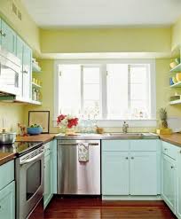 small kitchen colors