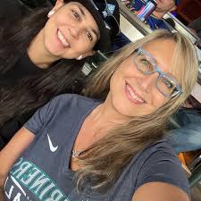 Sheila Michelle (@smsimon71) • Facebook