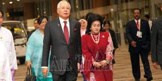 Baginda raja lumu lebih dikenali dengan nama sultan salehuddin shah dan baginda adalah merupakan anakanda kepada daeng. Sultan Selangor Air Times News Network