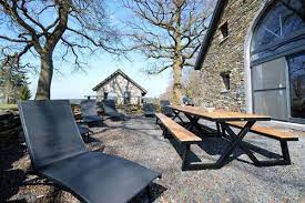 Das ist schon seit vielen jahren das erfolgsrezept, und die fans wissen, warum es heißt: Book Wonderful Holiday Home In Gouvy With Jacuzzi In Gouvy Hotels Com