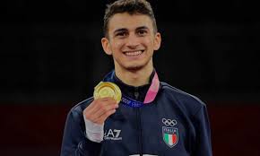 Con 18 años y en su debut en unas olimpíadas, matt richards logró el oro en la prueba de 200 metros libres por equipos. Dell Aquila Primo Oro Olimpico Italiano Ermes