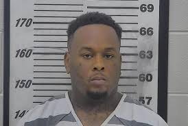 Drug unit officers serve warrant, find suspect flushing alleged drugs down  toilet