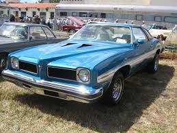 1974 Lemans Gt This Model Featured A Slightly Revised Side Stripe And An Added Gt Decal For The Header Panel Pontiac Lemans Pontiac Le Mans