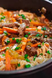 Quick Recipe Of Noodles With Beef Meat Go Cook Yummy Recipes With Beef And Rice Dinner Recipes Easy Quick Quick Recipes