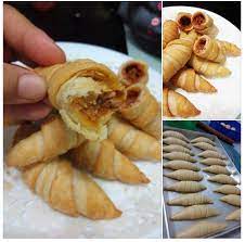 August 11, 2016 at 6:36 pm ·. Resepi Sardin Roll Guna Roti F Colomadu