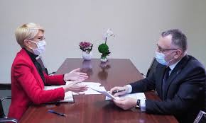 Ordin comisia nationala „bani de liceu 2018. N1ne Qxcpfxsvm