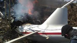 En ese viaje hubo un total de 73 fallecidos, de los cuales 63 eran pasajeros, 9 tripulantes más uno que murió en tierra, de acuerdo con aviation safety. Politicos Y Funcionarios Que Han Muerto En Accidentes Aereos Nacional W Radio Mexico
