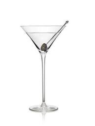 Vodka Martini 2 Oz Belvedere Vodka Oz Dry Vermouth Garnish With An Olive Or Lemon Twist Vodka Recipes Drinks Vodka Belvedere Vodka Cocktails