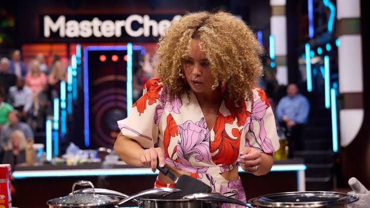 Maria Bourland relembra choque com comida dos EUA: "Fiquei preocupada"