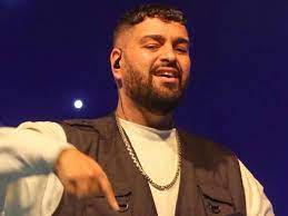 Скачай manuellsen feat moe phoenix zeig'mir и kc rebell dein mann feat moe phoenix. Kassel Hip Hop Aufsteiger Moe Phoenix Begeisterte Seine Fans Am Freitag Kultur