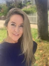 On the sunny side of the street..