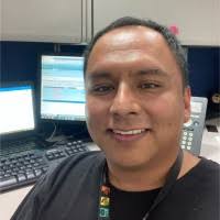 400+ perfiles de «Adriel»