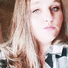 Amanda Grafton's Instagram, Twitter & Facebook