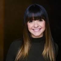 Melissa Peters's Instagram, Twitter & Facebook