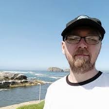 Curtis Dillon's Instagram, Twitter & Facebook