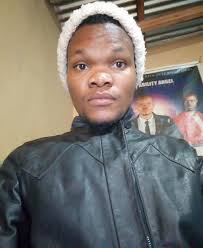 Fans of Ama serwaa Dufie(the gorgeous police woman)