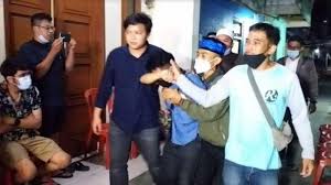 Ucapan duka atas meninggalnya komedian yang akrab disapa bang sapri disampaikan sahabatnya, eko patrio lewat akun instagram. Ewgrnluy9brlgm