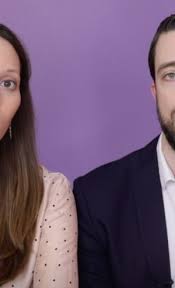 En faisant croire aux gens qu'ils allaient réussir à faire entrer un. Trois Tours De Magie Realisables Par Les Enfants