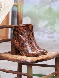 Cheap habitat decor, buy quality home & garden directly from china suppliers:let' s pet 1m reptile vivarium flexible jungle vine flexible bendable pet climb habitat 2018 enjoy free shipping worldwide! Megan Leather Heeled Boots Reptile Leather Pied De Biche