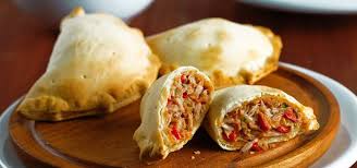 Para hacer la masa, introduce la harina en un bol, reservando 4 cucharadas para ir engordando la. Juevessanto Te Dejamos La Receta Para Que Te Luzcas Con Unas Empanadas De Vigilia Con Atun Misionesonline