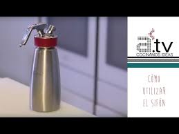 Esta rama de la gastronomía consiste en conseguir alimentos con texturas diferentes y agradables y nuevas presentaciones utilizando toda una nueva generación de ingredientes naturales. Curso De Cocina Molecular A Punto