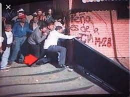 11Abr ​– 11 de abril de 2002: la herida que no cierra. 👉 El 11 de abril del  año 2002 es una fecha que está grabada en la memoria de muchos venezolanos.