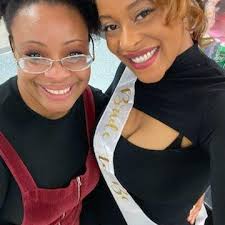 Nadia Elmore and Andrew Downs' Wedding Website