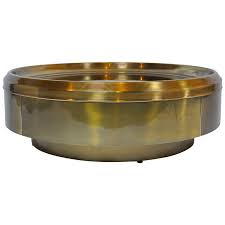 This might be the coolest coffee table made in the 60s or 70s. Mastercraft Brass And Mirror Coffee Table 1stdibs Com Mirrored Coffee Tables Coffee Table Luxury Coffee Table