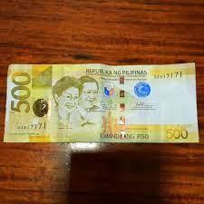 A serial number is an important identifier for money printed in the philippines and all other countries. 500 Pesos Banknote From The Philippines Serial Number Uj817171 Hobbies Toys Memorabilia Collectibles Currency On Carousell