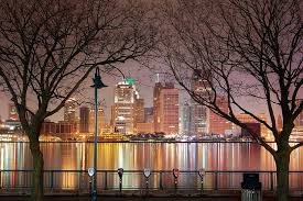 Transit windsor operates a bus from ouellette at giles to transit terminal at chatham every 15 minutes. Detroit From Dieppe Park Windsor Ontario Canada Windsor Ontario Detroit Michigan Detroit City