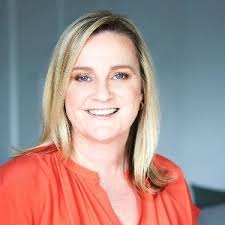 Natalie Pickett's Instagram, Twitter & Facebook