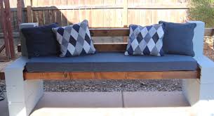 This stylish modular outdoor setting gives you the flexibility of using the. How To Make A Diy Bench Out Of Cinder Blocks 12 Tomatoes