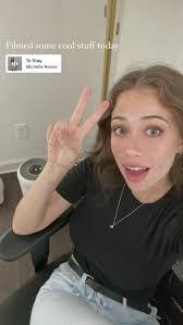 Michelle Renae's Instagram, Twitter & Facebook