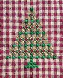 How to read a cross stitch pattern. Hand Embroidery On Gingham Christmas Trees Needlenthread Com