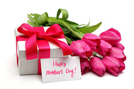Aunque la fecha varía según el país, la festividad tiene en común rendir homenaje a todas las madres, manifestándose a través de regalos y eventos. El Dia De Las Madres Valio Madre Comadre