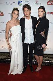 Maybe you would like to learn more about one of these? Did Kendall Jenner Anwar Hadid S Kiss Ruin Relationship With Gigi And Bella