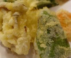 La tempura va mangiata calda, immergendo i vari pezzi nella salsa tentsuyu, che va servita calda in una terrina a 1 decade ago. Tempura Di Verdure Miste Mangiare Bene