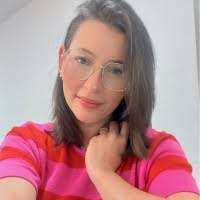 Danielle Pestana's Instagram, Twitter & Facebook