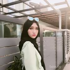 Foto cewek2 cantik lucu berhijab anak. Cantik Banget Ini Dia 5 Selebgram Berhijab Malaysia Yang Menginspirasi