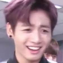 Pin By Kylie Hess On Idols Reaction Meme Meme Faces Bts Derp Faces Bts Face