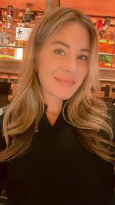 How many learned to bartend by 12 mixing drinks?