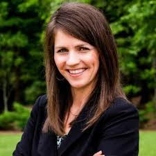 Lisa Arney's Instagram, Twitter & Facebook